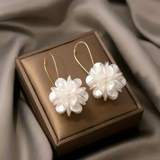 Pure Blossom Earrings | Gold VIP